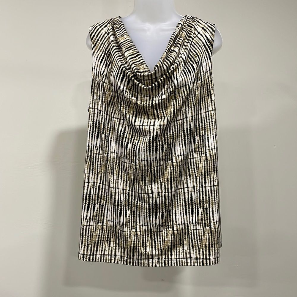NWOT Dress Barn Cowl Neck sleeveless blouse. Size 1X. 18/20